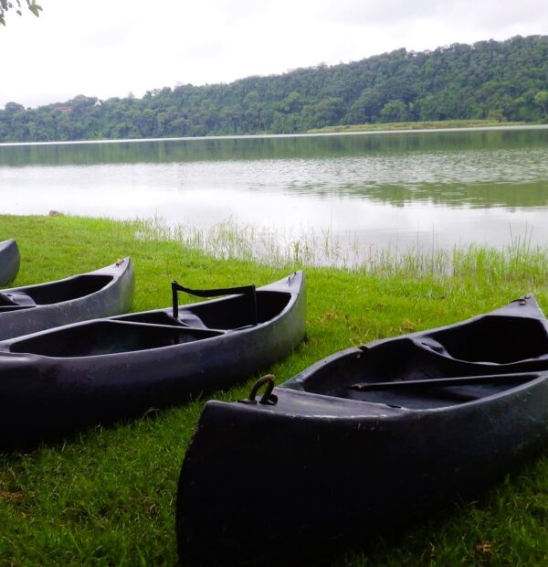 Canoeing on Lake Duluti